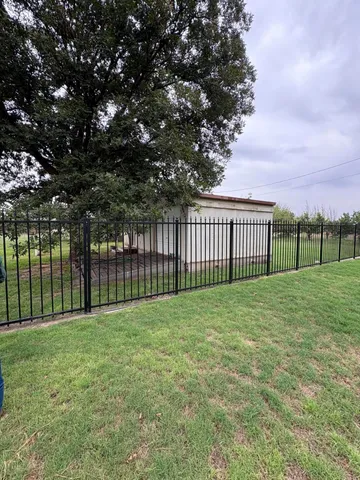 $350,000 | 880 Highway 83, Loop, TX 79342