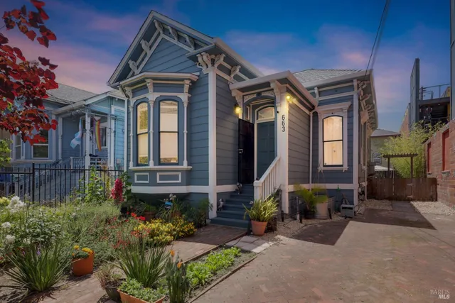 $689,000 | 663 24th Street, Oakland, CA 94612