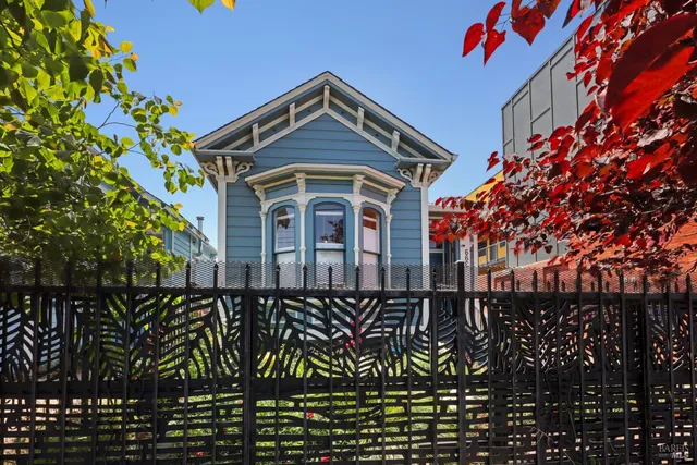 $689,000 | 663 24th Street, Oakland, CA 94612