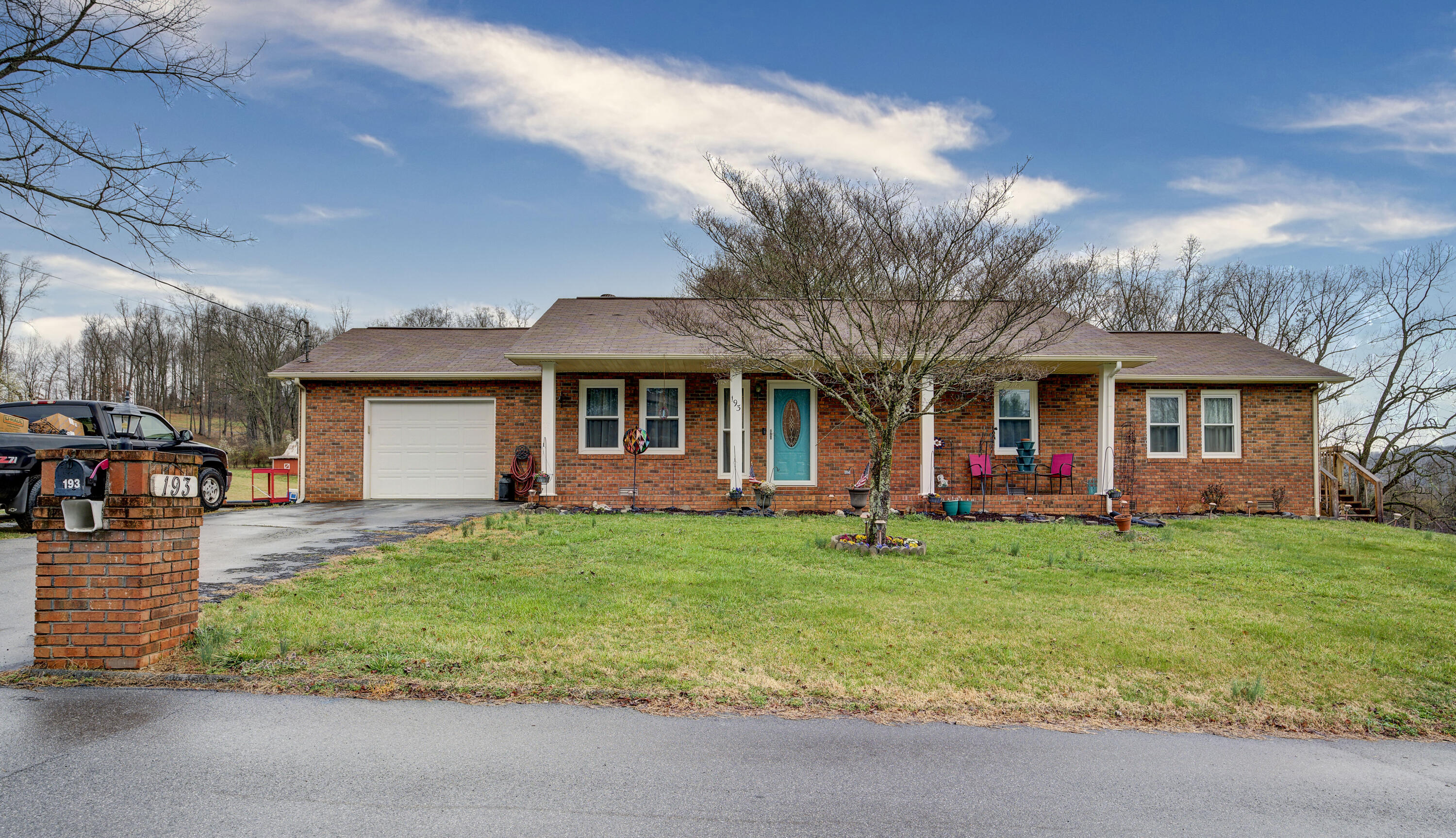 193 Carlton Road Bristol, TN 37620 - Photo 1 of 23 Carlton--6