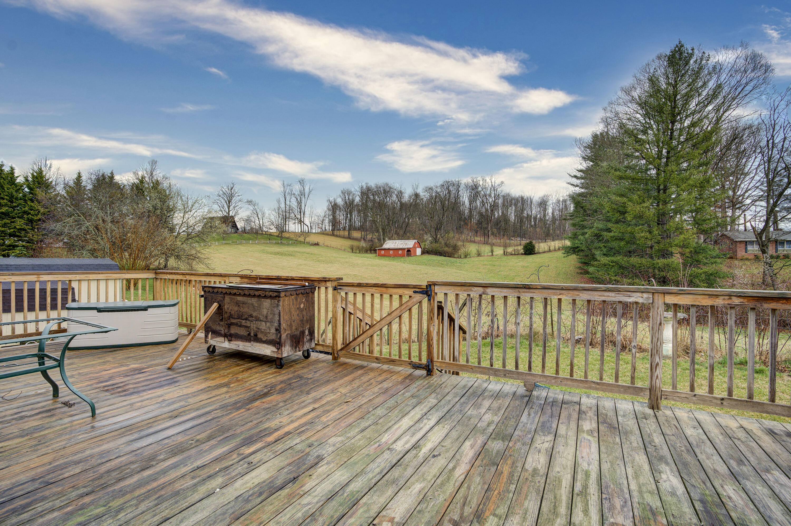 193 Carlton Road Bristol, TN 37620 - Photo 21 of 23 Carlton--3