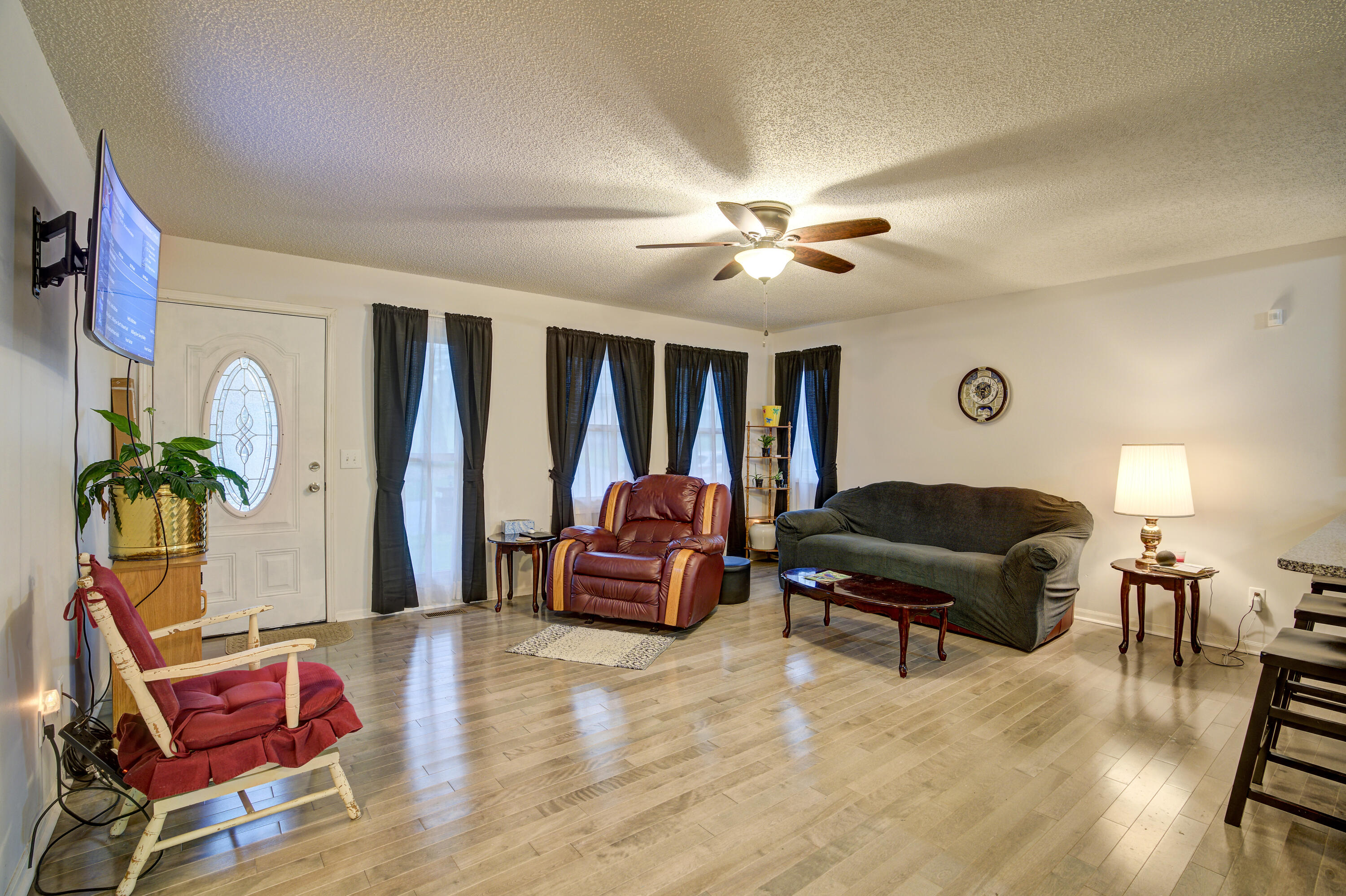 193 Carlton Road Bristol, TN 37620 - Photo 6 of 23 Carlton--10