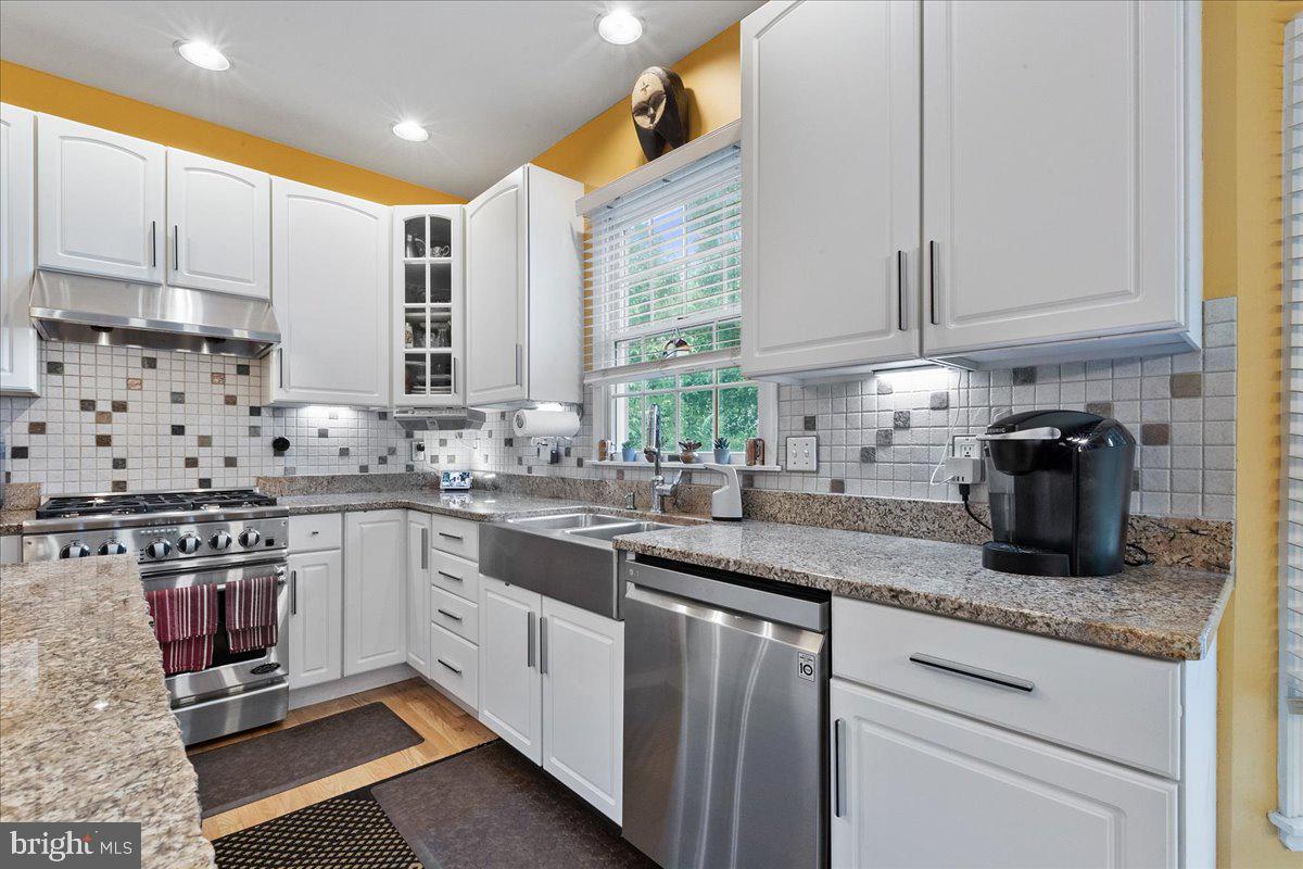 11 Banyan Road Skillman, NJ 08558 - Photo 18 of 56 Gallery Image 18