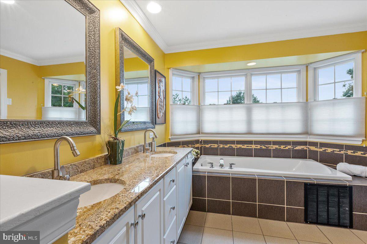 11 Banyan Road Skillman, NJ 08558 - Photo 29 of 56 Gallery Image 29