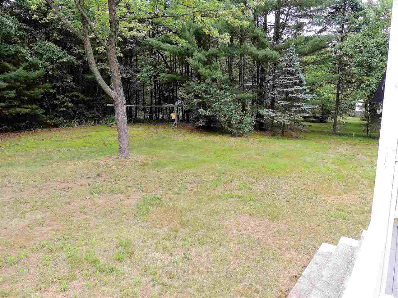 28 Kelley Road Plaistow, NH 03865 - Photo 9 of 34