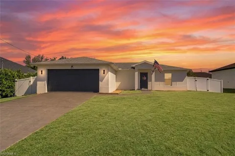 $302,000 | 2903 Northwest 4th Place, Cape Coral, FL 33993