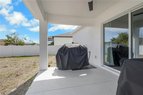 $302,000 | 2903 Northwest 4th Place, Cape Coral, FL 33993