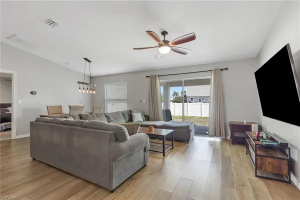 $302,000 | 2903 Northwest 4th Place, Cape Coral, FL 33993