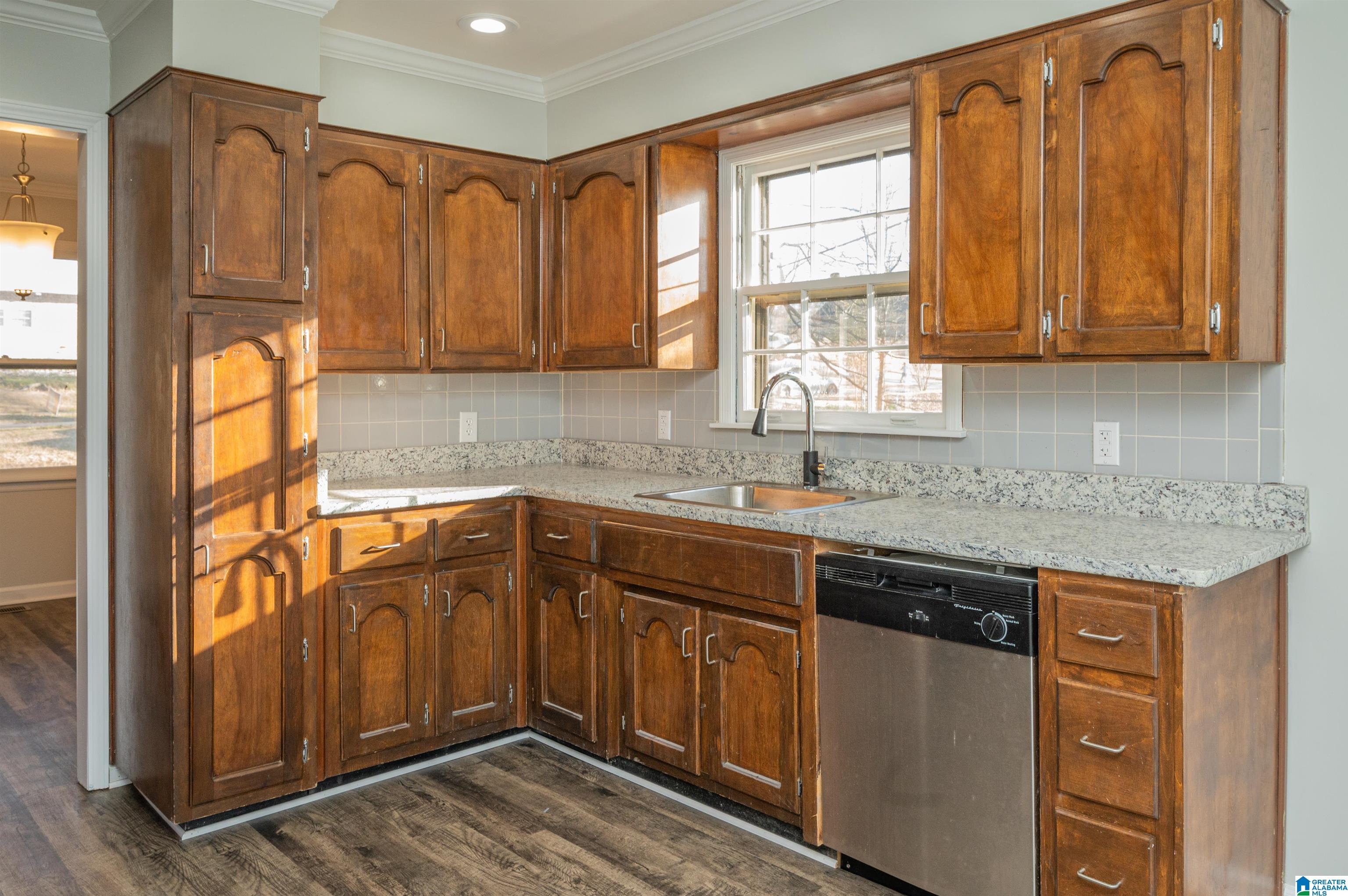 2372 7th Street Northwest Birmingham, AL 35215 - Photo 13 of 50