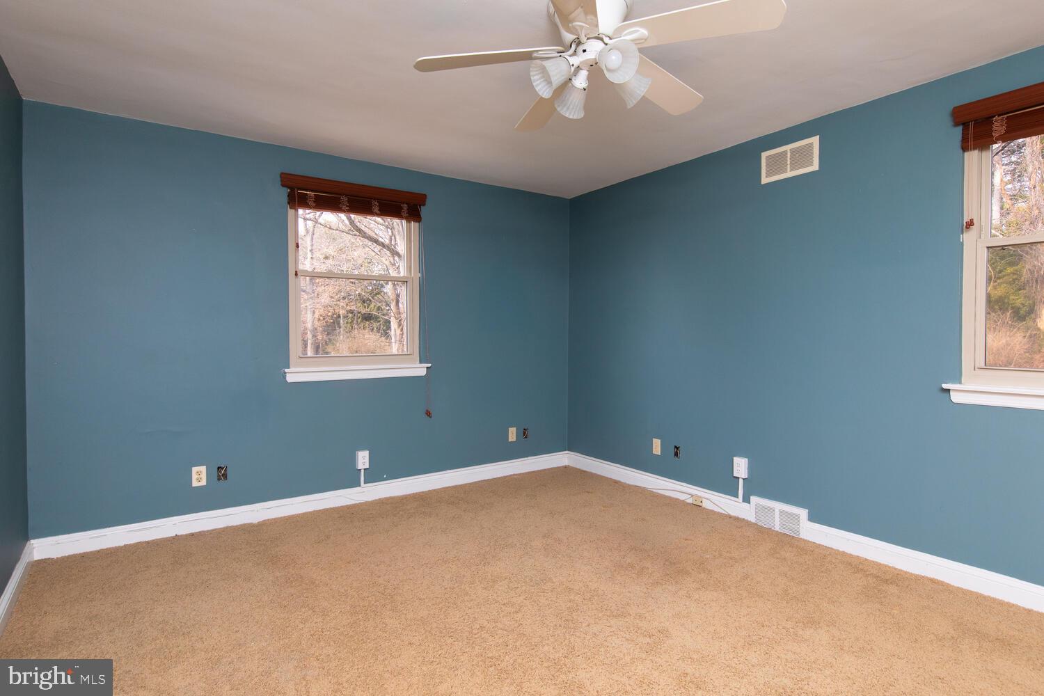 127 Kingston Road Cheltenham, PA 19012 - Photo 26 of 31 Gallery Image 26