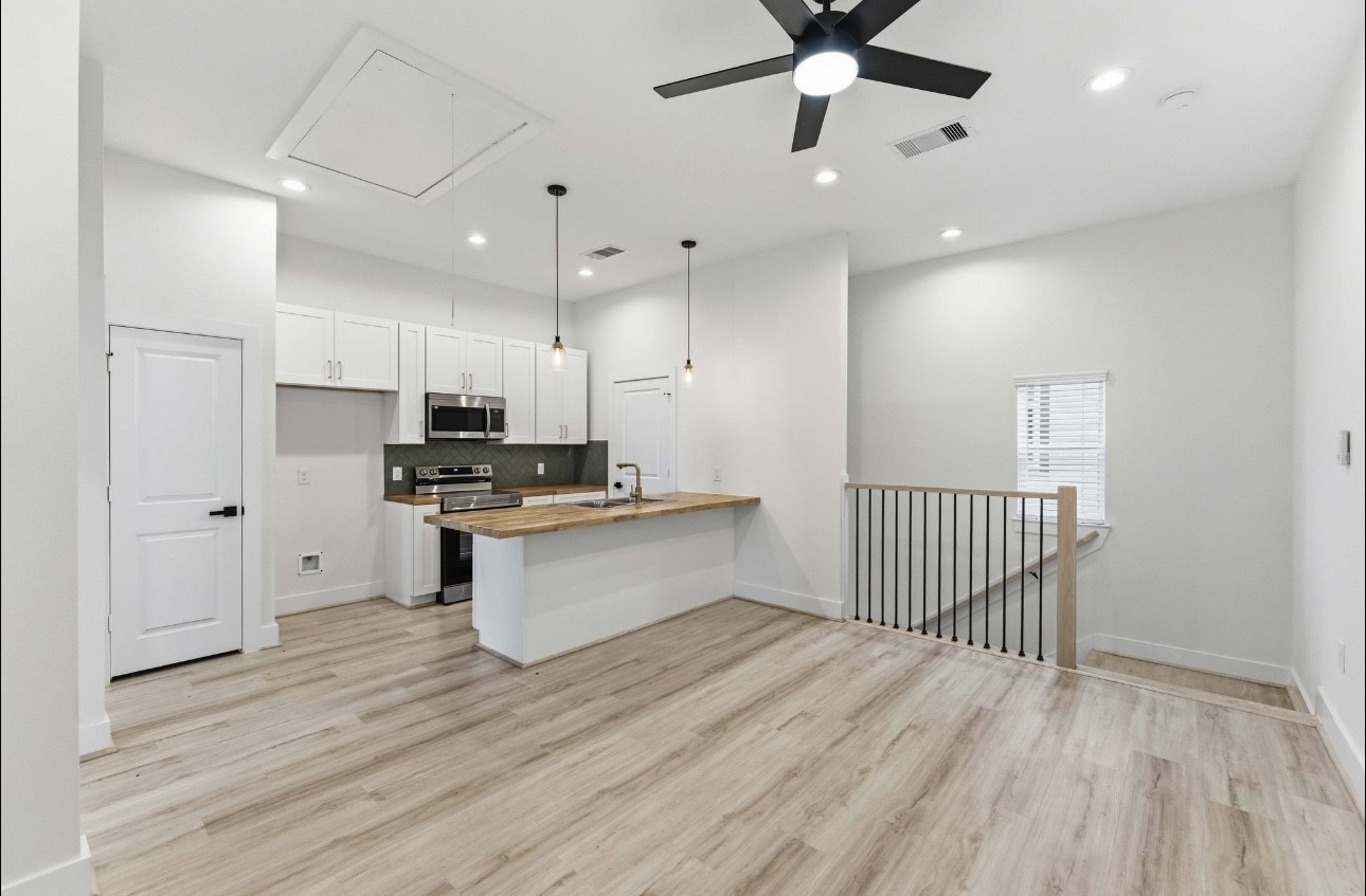 7809 Dyer Street Houston, TX 77088 - Photo 20 of 27