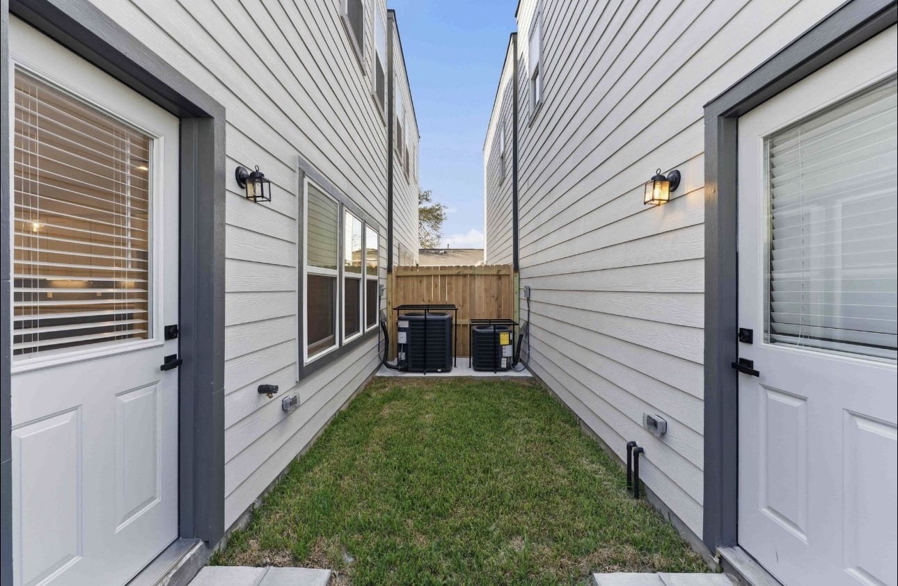 7809 Dyer Street Houston, TX 77088 - Photo 26 of 27