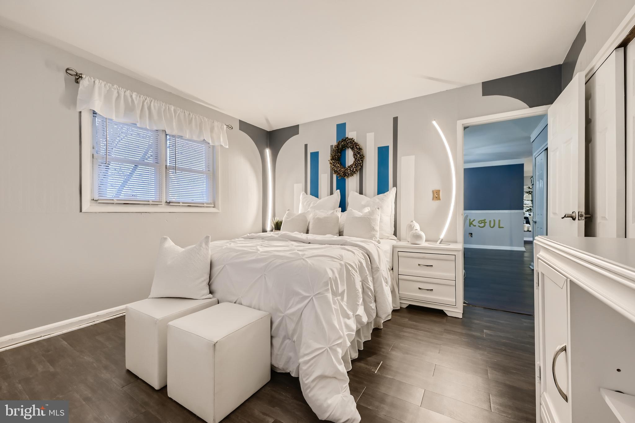 1016 Hartmont Road Baltimore, MD 21228 - Photo 8 of 17
