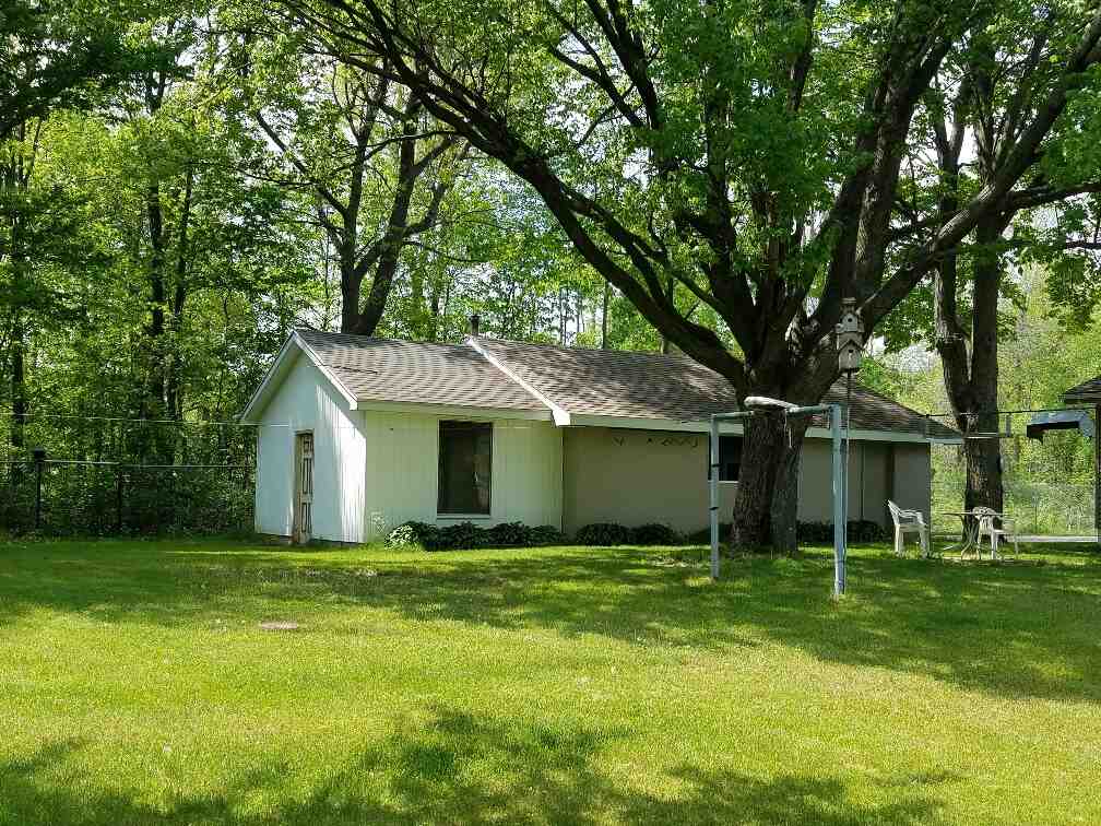 2740 East Lapan Road Pinconning, MI 48650 - Photo 13 of 16 1809396-12.JPG