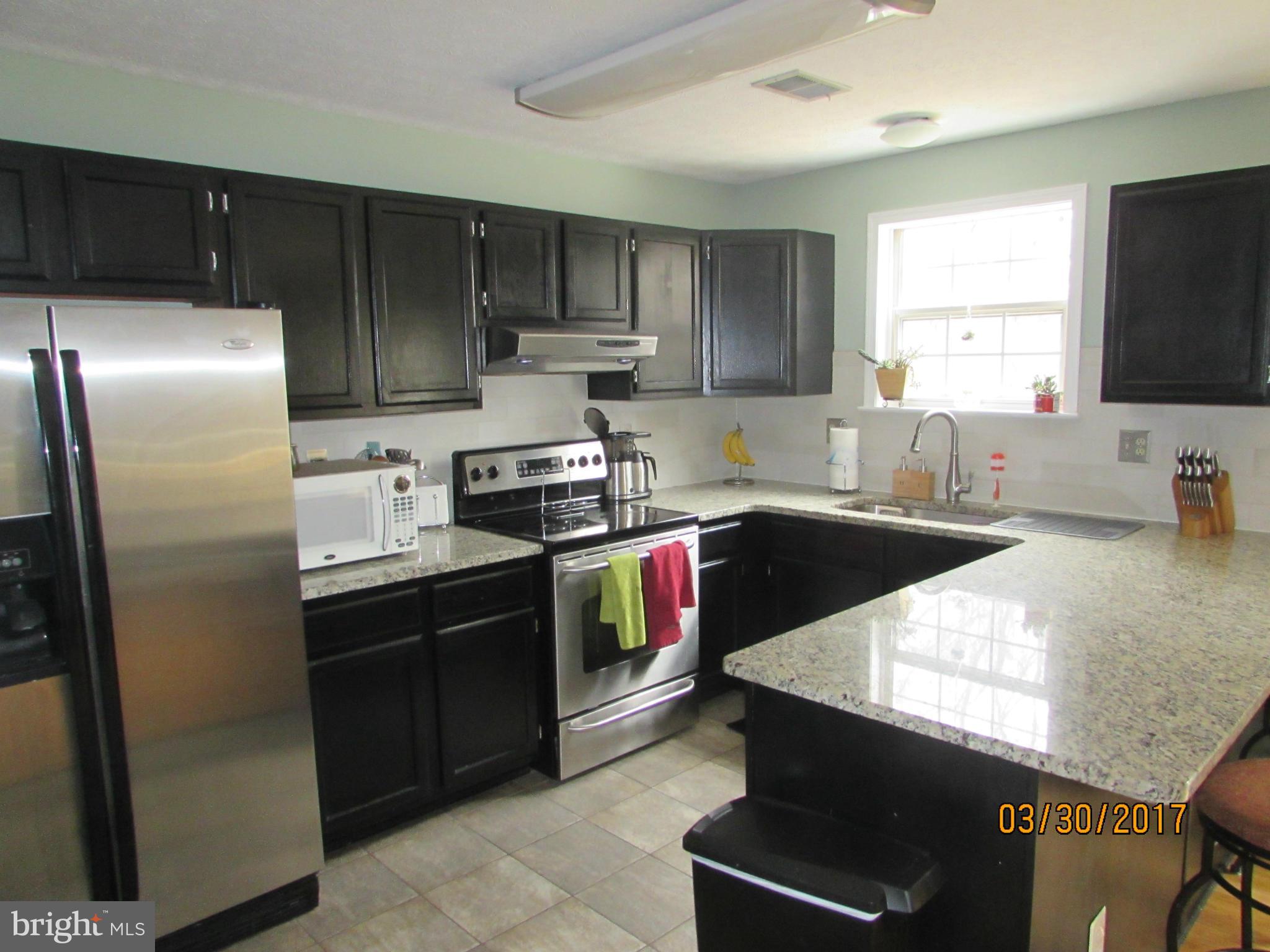 341 Rambling Ridge Court Pasadena, MD 21122 - Photo 11 of 24 Kitchen