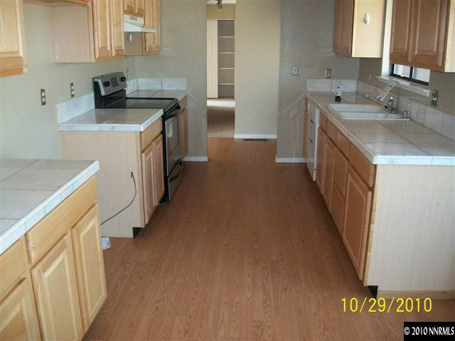 11350 Deodar Way Reno, NV 89506 - Photo 4 of 13 Photo 4