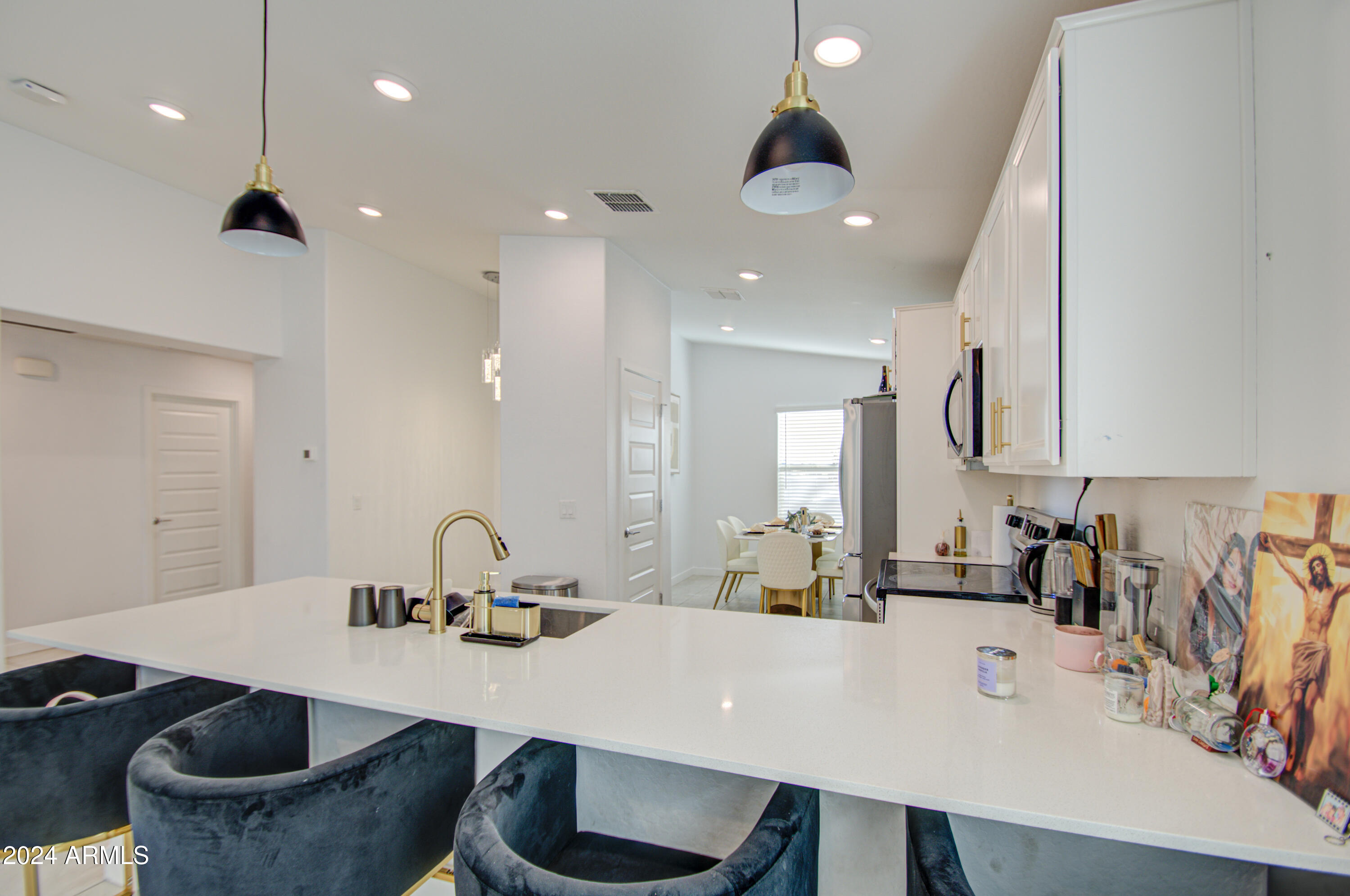 9612 West Trumbull Road Tolleson, AZ 85353 - Photo 9 of 36 Kitchen 1