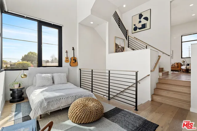 $999,000 | 4511 Eagle Rock Boulevard, Los Angeles, CA 90041