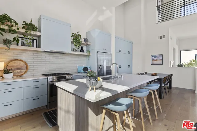 $999,000 | 4511 Eagle Rock Boulevard, Los Angeles, CA 90041