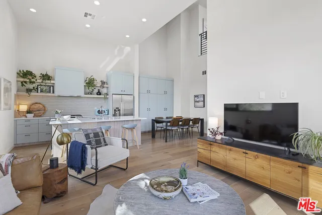 $999,000 | 4511 Eagle Rock Boulevard, Los Angeles, CA 90041