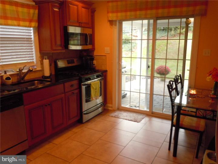 56 Rodmor Road Havertown, PA 19083 - Photo 12 of 21 Kitchen