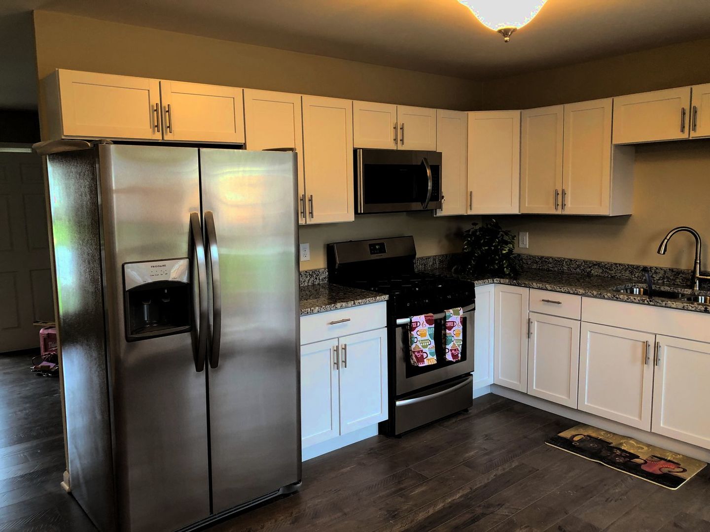 403 Glen Avenue Romeoville, IL 60446 - Photo 2 of 13
