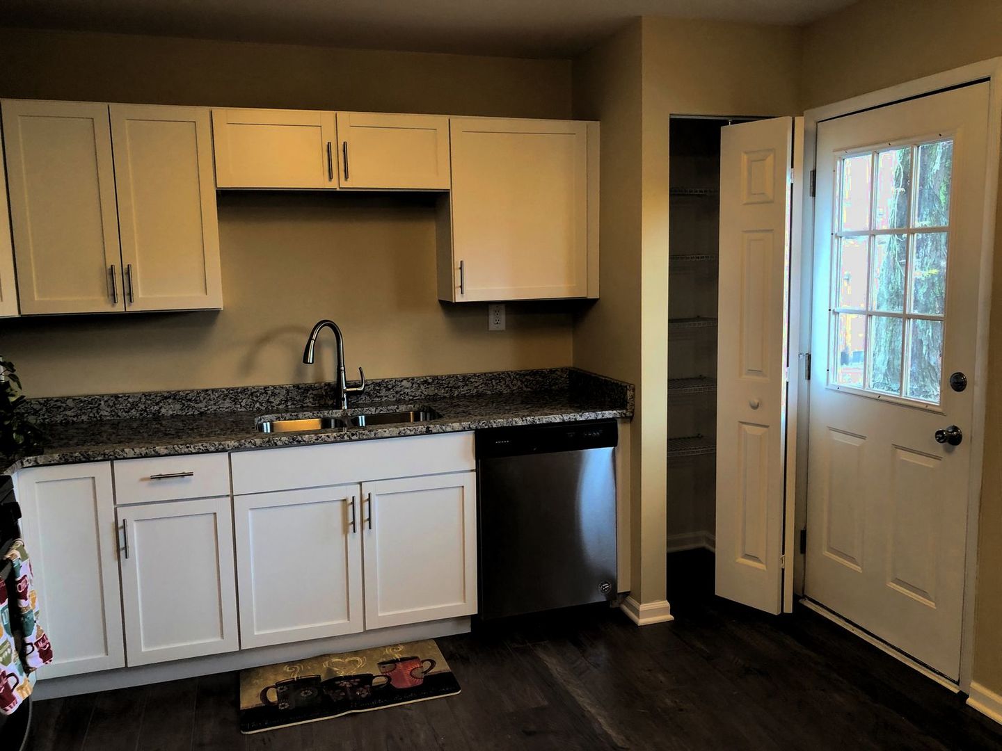 403 Glen Avenue Romeoville, IL 60446 - Photo 5 of 13