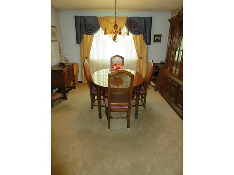445 Markle Road Apollo, PA 15613 - Photo 4 of 25 Dining Room.