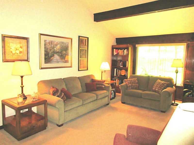 445 Markle Road Apollo, PA 15613 - Photo 9 of 25 Family Room.