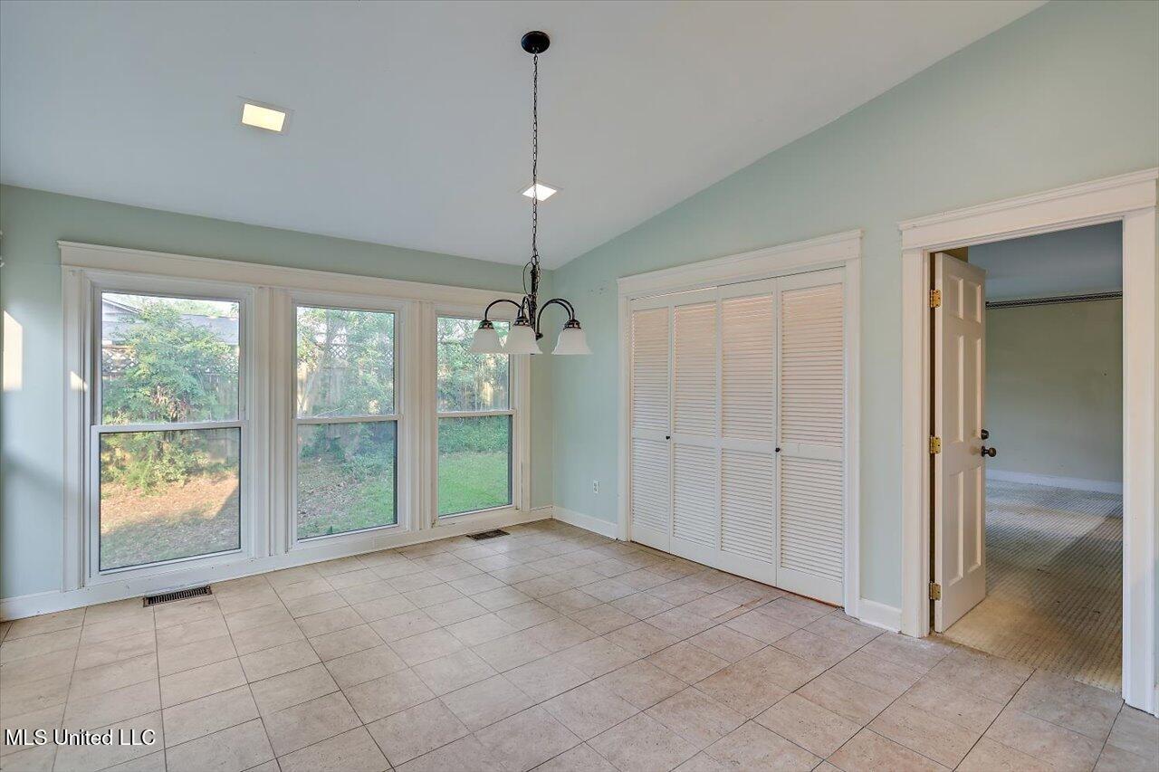 223 Hannah Drive Clinton, MS 39056 - Photo 18 of 41 19-223 Hannah Dr