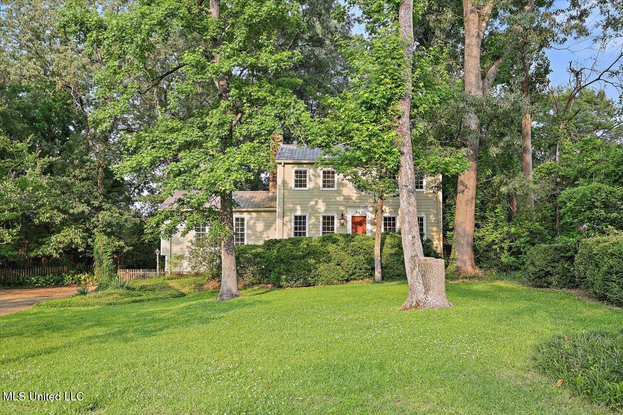 223 Hannah Drive Clinton, MS 39056 - Photo 4 of 41 04-223 Hannah Dr