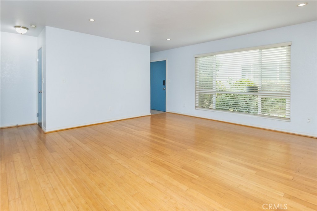 1434 Highland Avenue, Unit 8 Duarte, CA 91010 - Photo 4 of 26