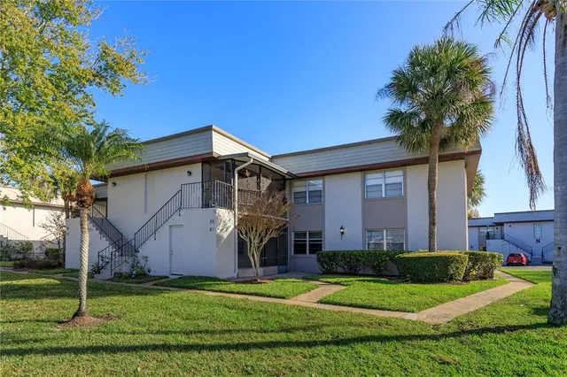 $215,000 | 81 Windtree Lane, Unit 104, Winter Garden, FL 34787