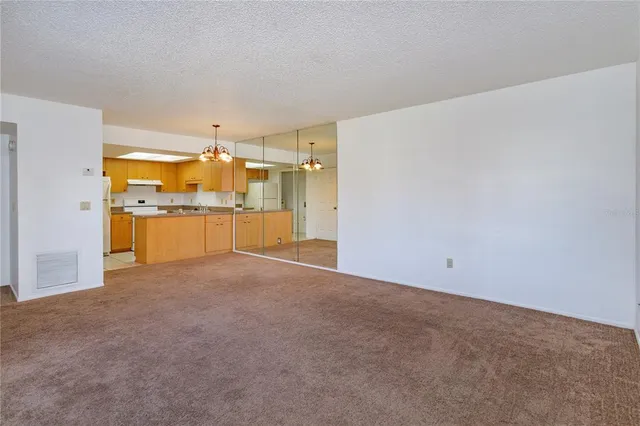 $215,000 | 81 Windtree Lane, Unit 104, Winter Garden, FL 34787