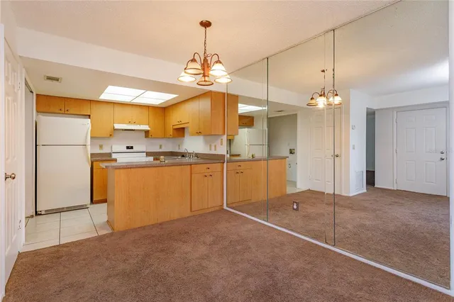 $215,000 | 81 Windtree Lane, Unit 104, Winter Garden, FL 34787