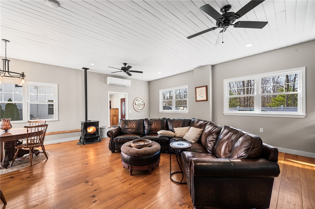 105 Stubble Brook Road West Greenwich, RI 02817 - Photo 12 of 40