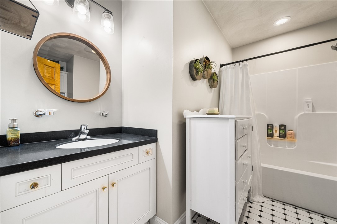 105 Stubble Brook Road West Greenwich, RI 02817 - Photo 21 of 40