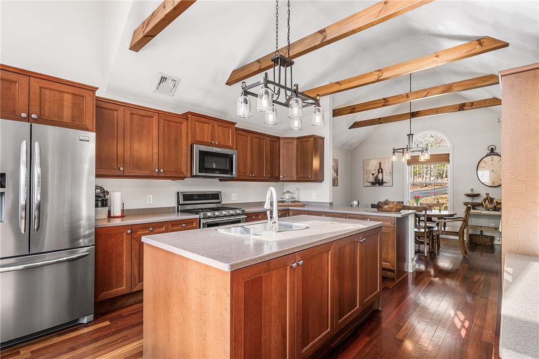 105 Stubble Brook Road West Greenwich, RI 02817 - Photo 6 of 40