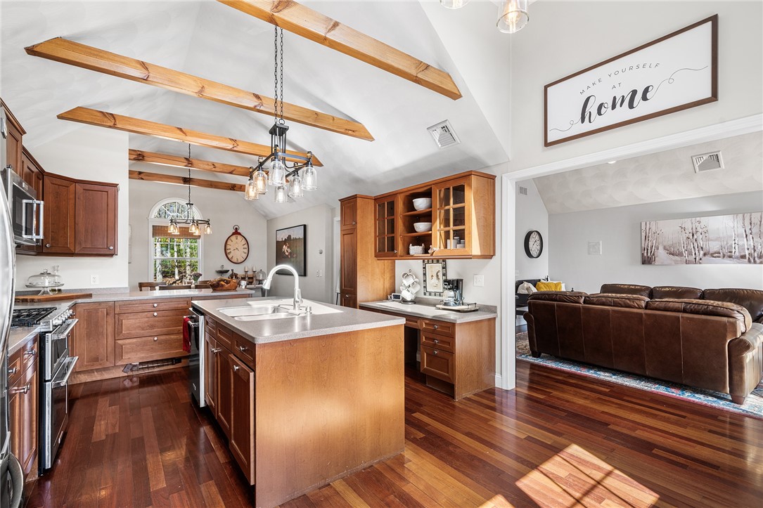 105 Stubble Brook Road West Greenwich, RI 02817 - Photo 7 of 40