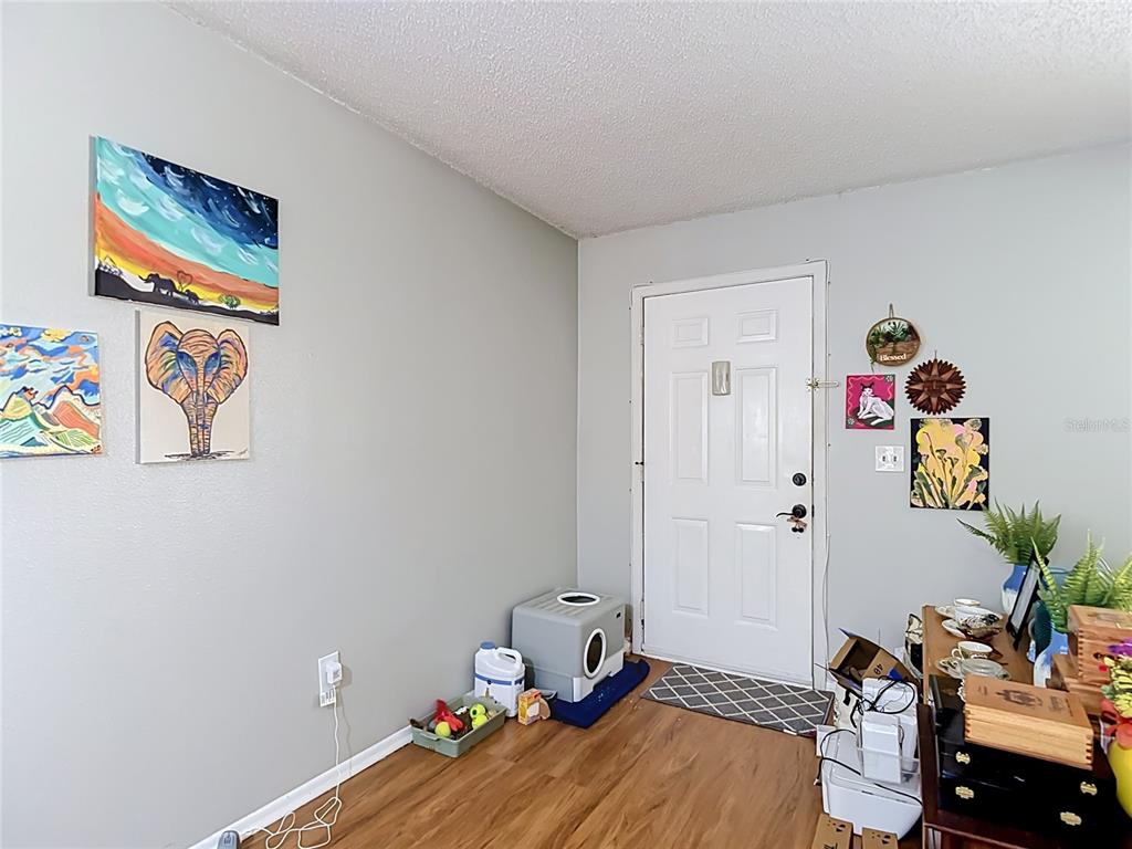 11805 Raintree Lake Lane, Unit D Temple Terrace, FL 33617 - Photo 6 of 32