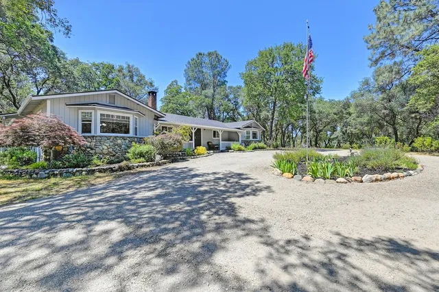 $1,095,000 | 3116 Sunshine Meadow Lane, Auburn, CA 95602