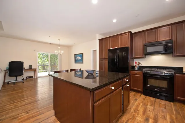 $1,095,000 | 3116 Sunshine Meadow Lane, Auburn, CA 95602