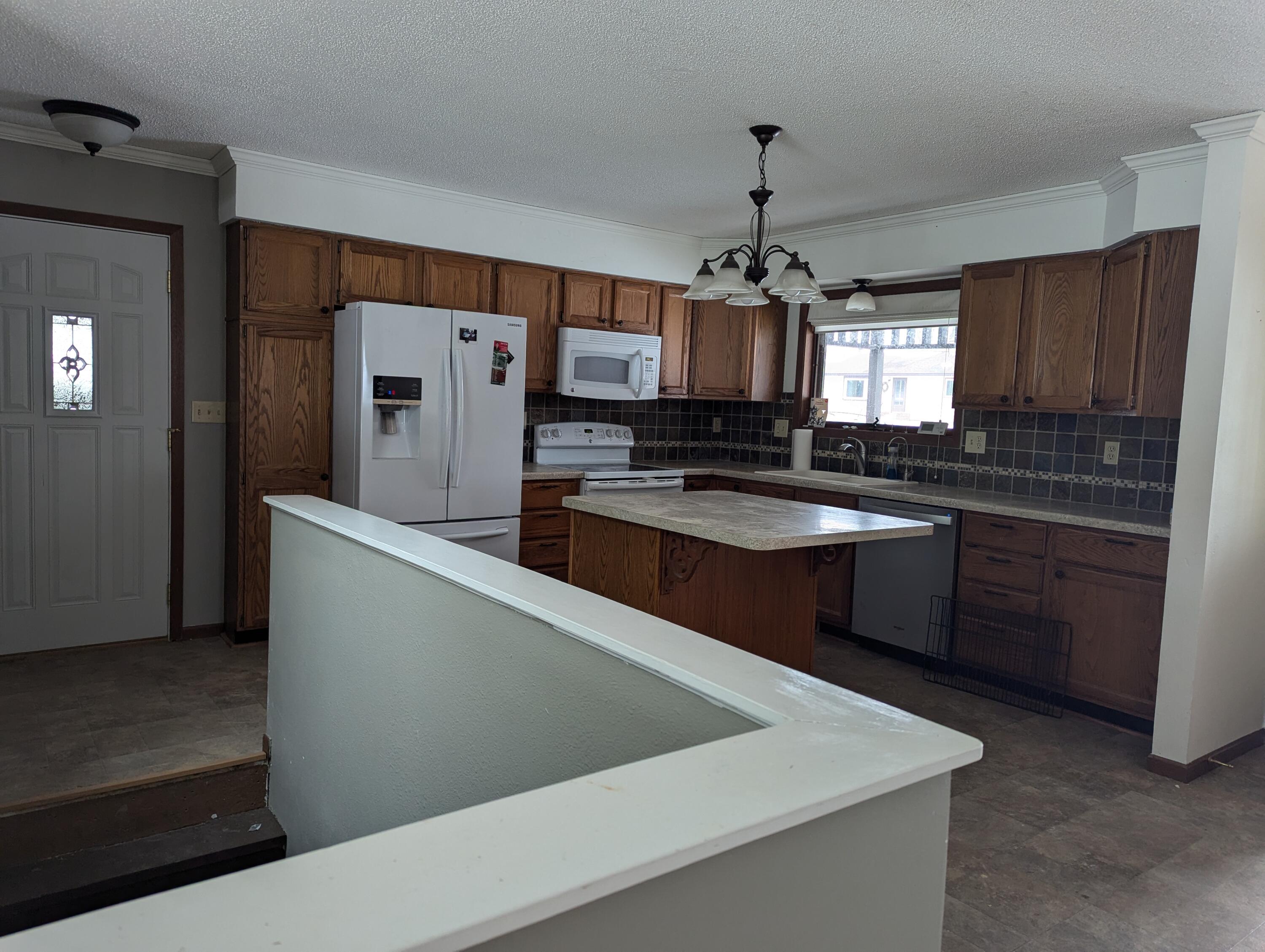 727 Margaret Street Sparta, WI 54656 - Photo 13 of 43 PXL_20260205_214958572