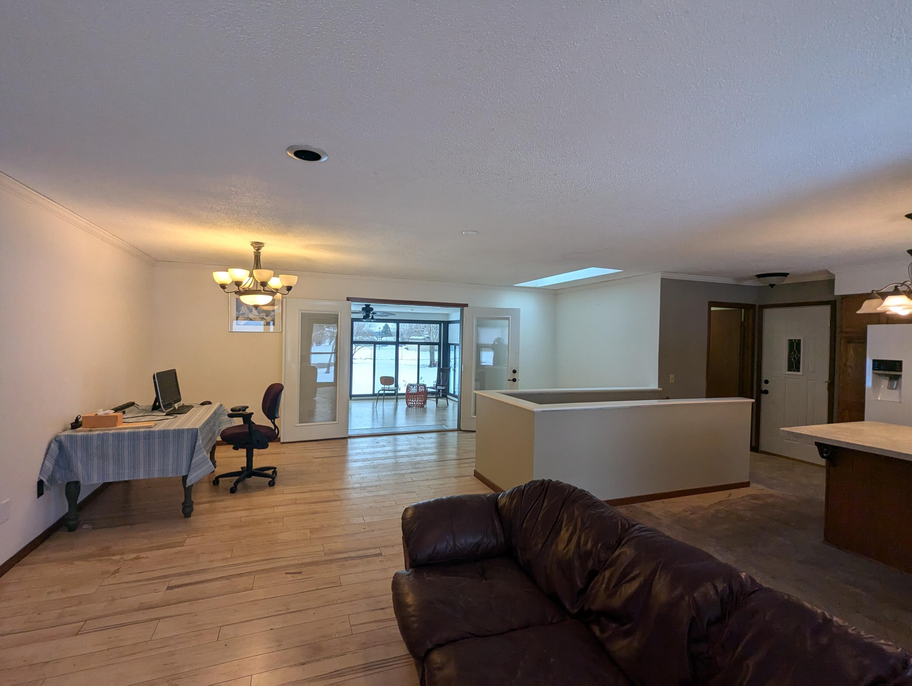 727 Margaret Street Sparta, WI 54656 - Photo 21 of 43 PXL_20260205_214056986.MP