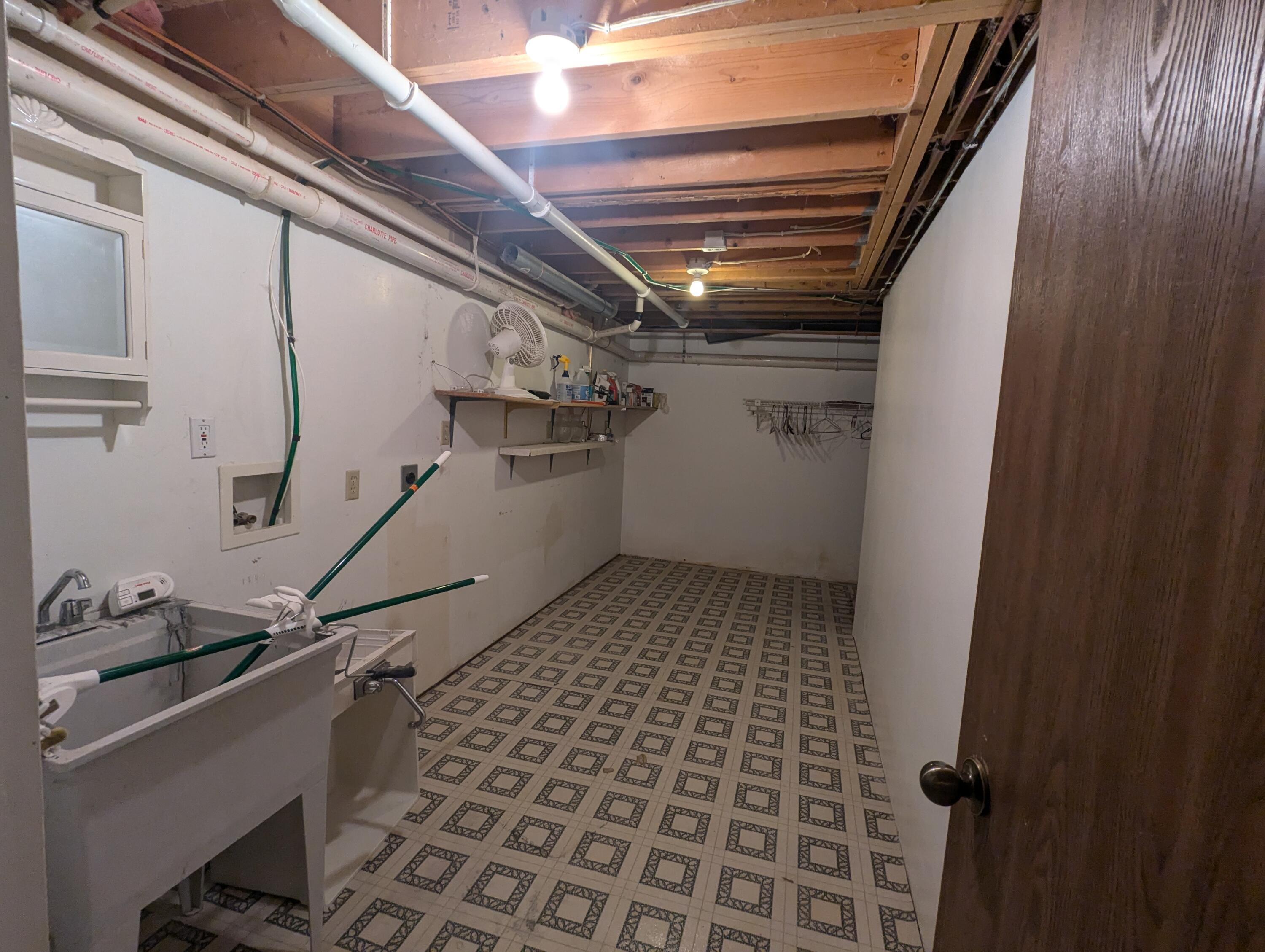 727 Margaret Street Sparta, WI 54656 - Photo 28 of 43 PXL_20260130_180737097