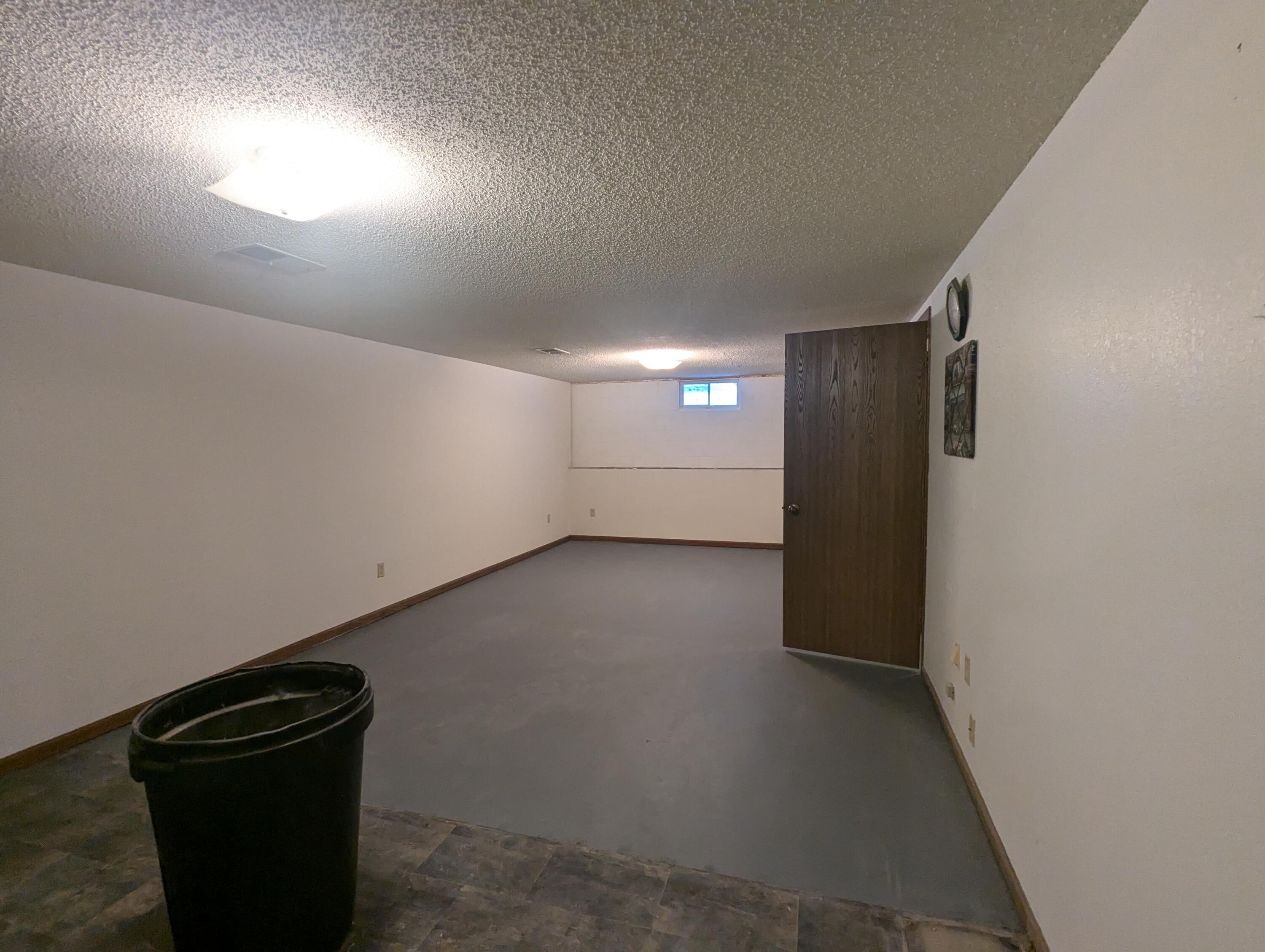 727 Margaret Street Sparta, WI 54656 - Photo 31 of 43 PXL_20260130_180801722