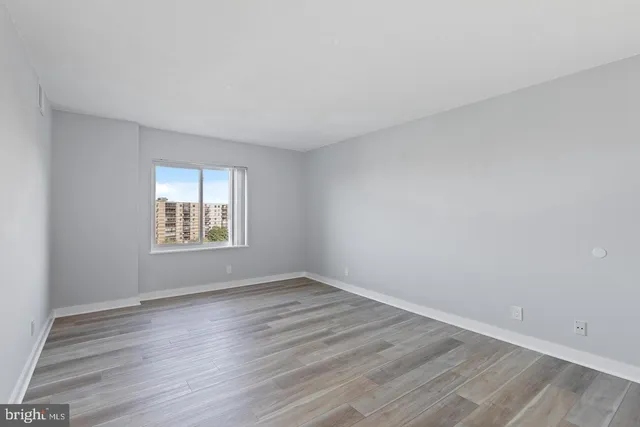 $2,700 | 8370 Greensboro Drive, Unit 1009, McLean, VA 22102