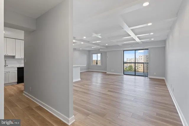 $2,700 | 8370 Greensboro Drive, Unit 1009, McLean, VA 22102