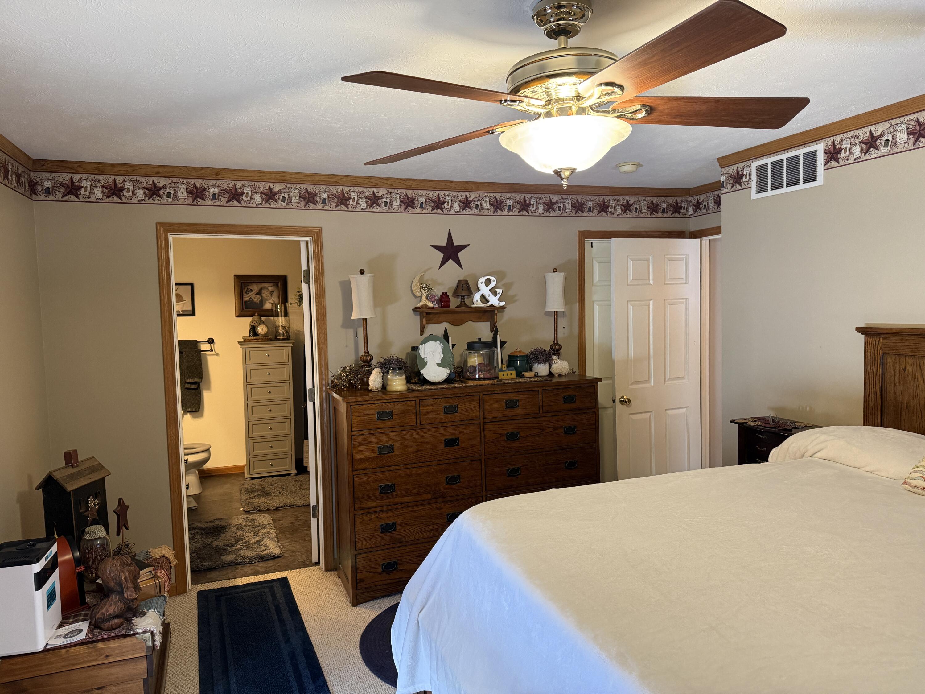 10289 Lee Road Grass Lake, MI 49240 - Photo 26 of 97 IMG_1403