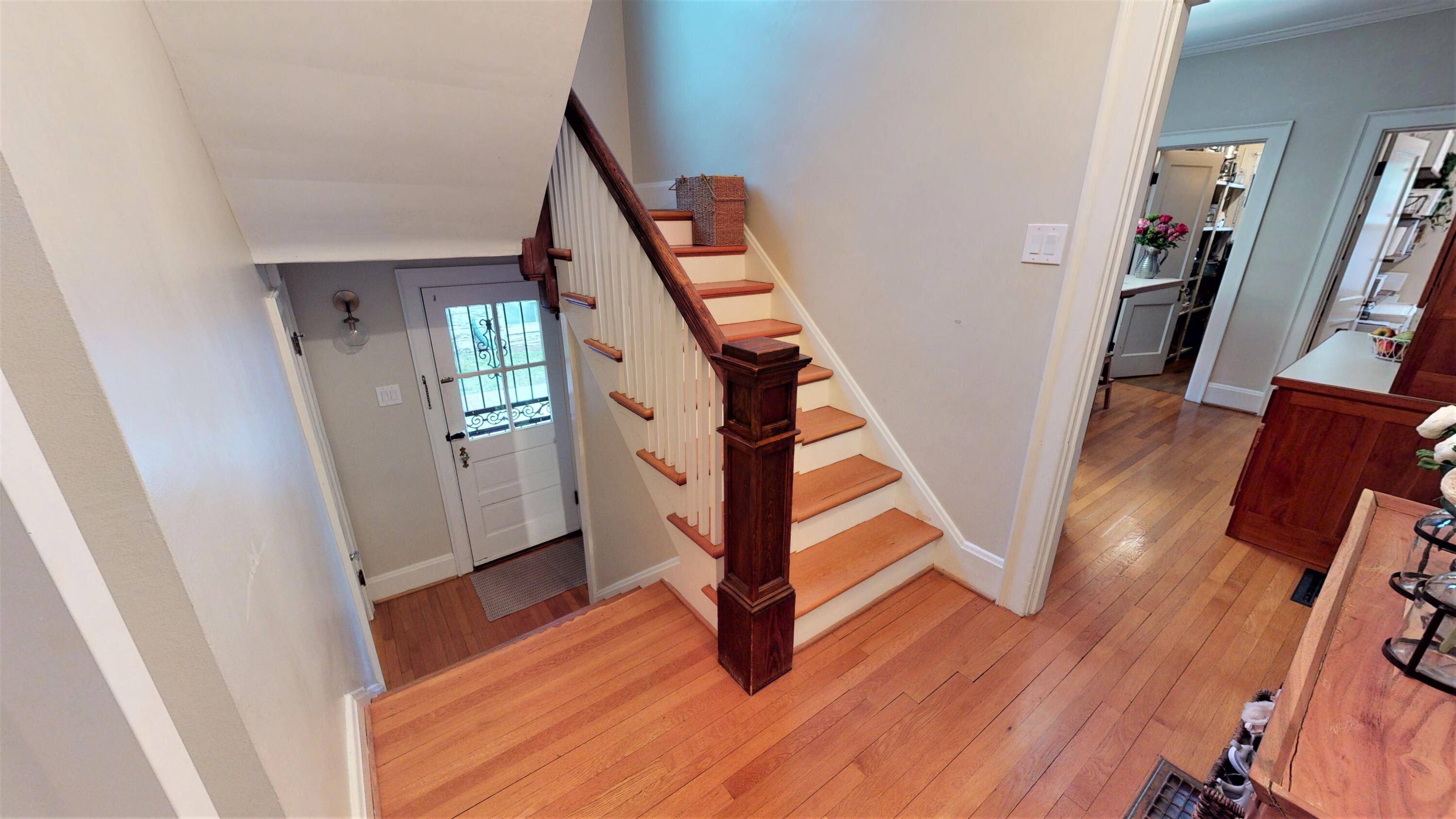 219 Catalpa Road Lexington, KY 40502 - Photo 18 of 43 219-Catalpa-Rd-Lexington-KY-40502-030420